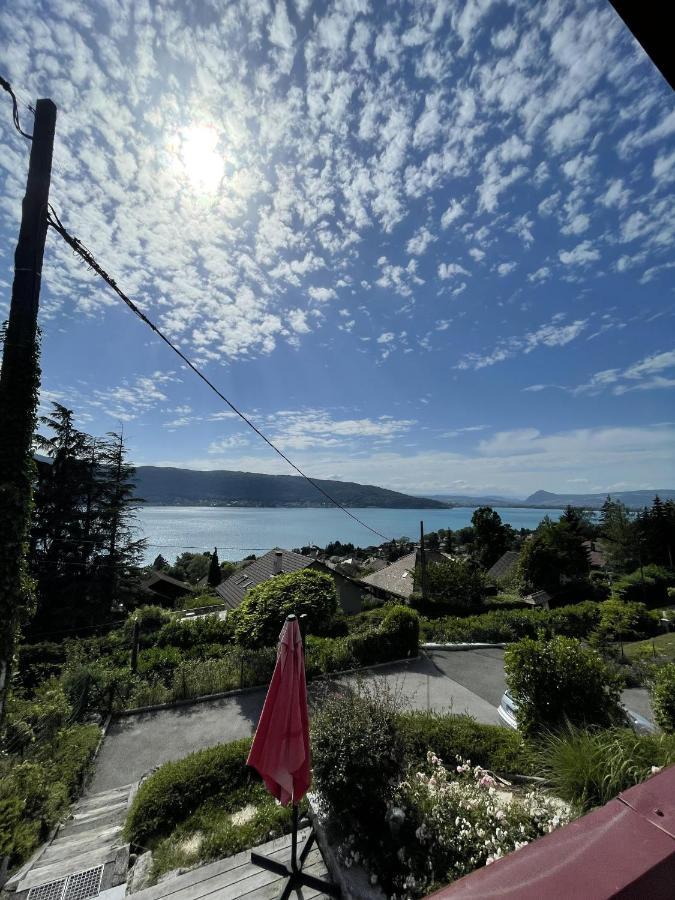 Le Cottage De Veyrier, Tres Jolie Vue Lac - Lla Selections By Location Lac Annecy Exteriör bild